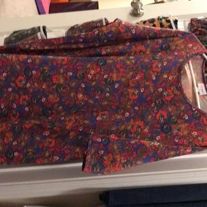Lularoe medium Irma